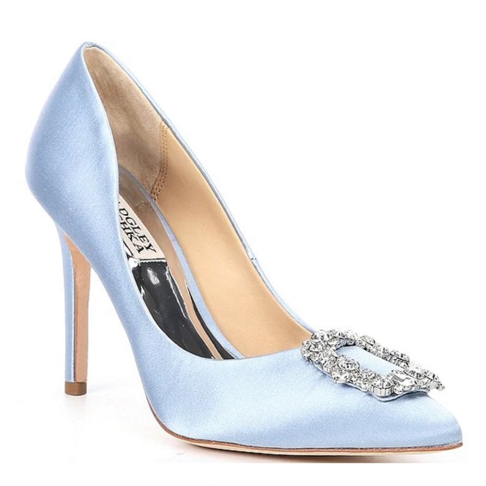 Badgley mischka Cher Crystal Embellished Pump size 7